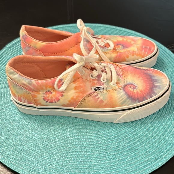 VANS Tie Dye Doheny Sneakers - Picture 2 of 6